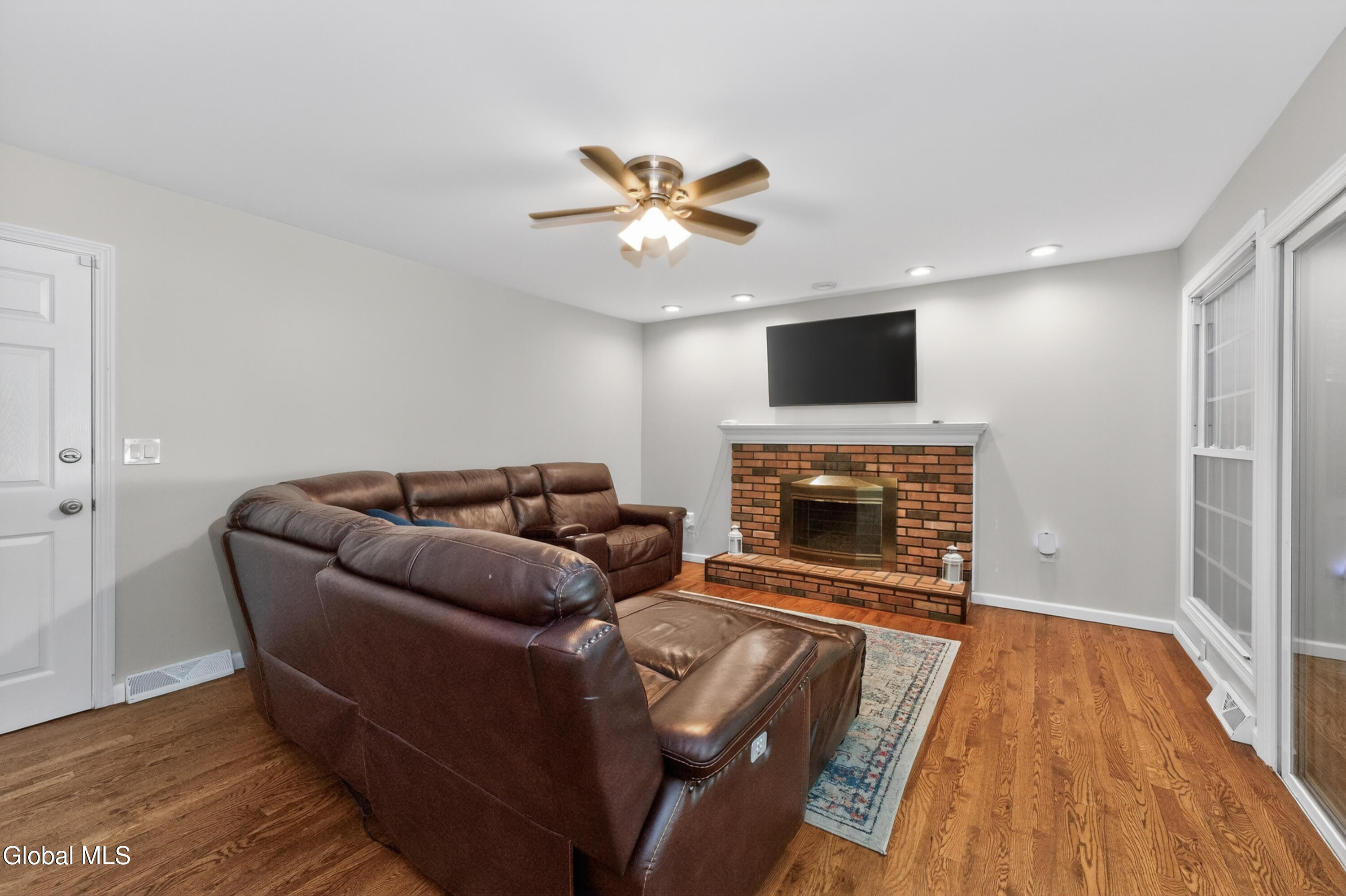3 Peck Lane Clifton Park NY 12065