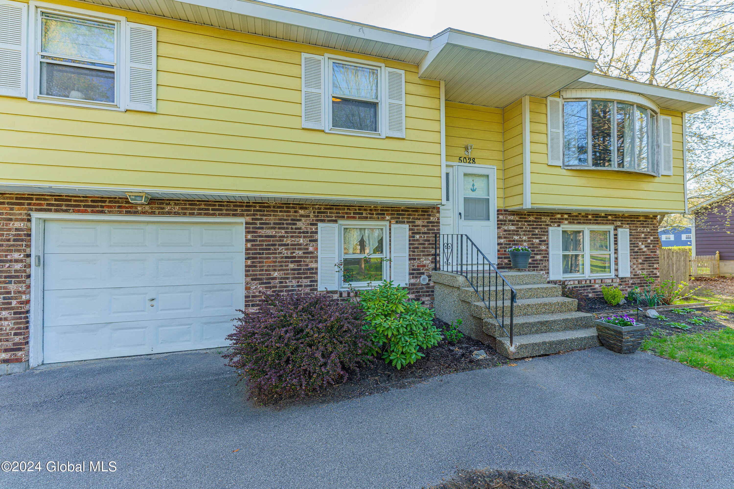 5028 Juniper Lane Guilderland NY 12303