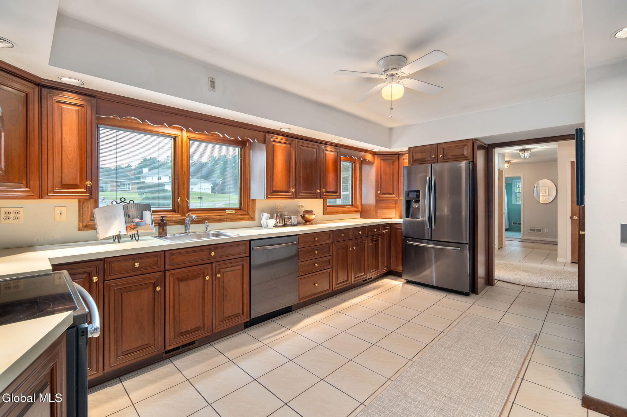 1104 Merlin Drive Schenectady NY 12309