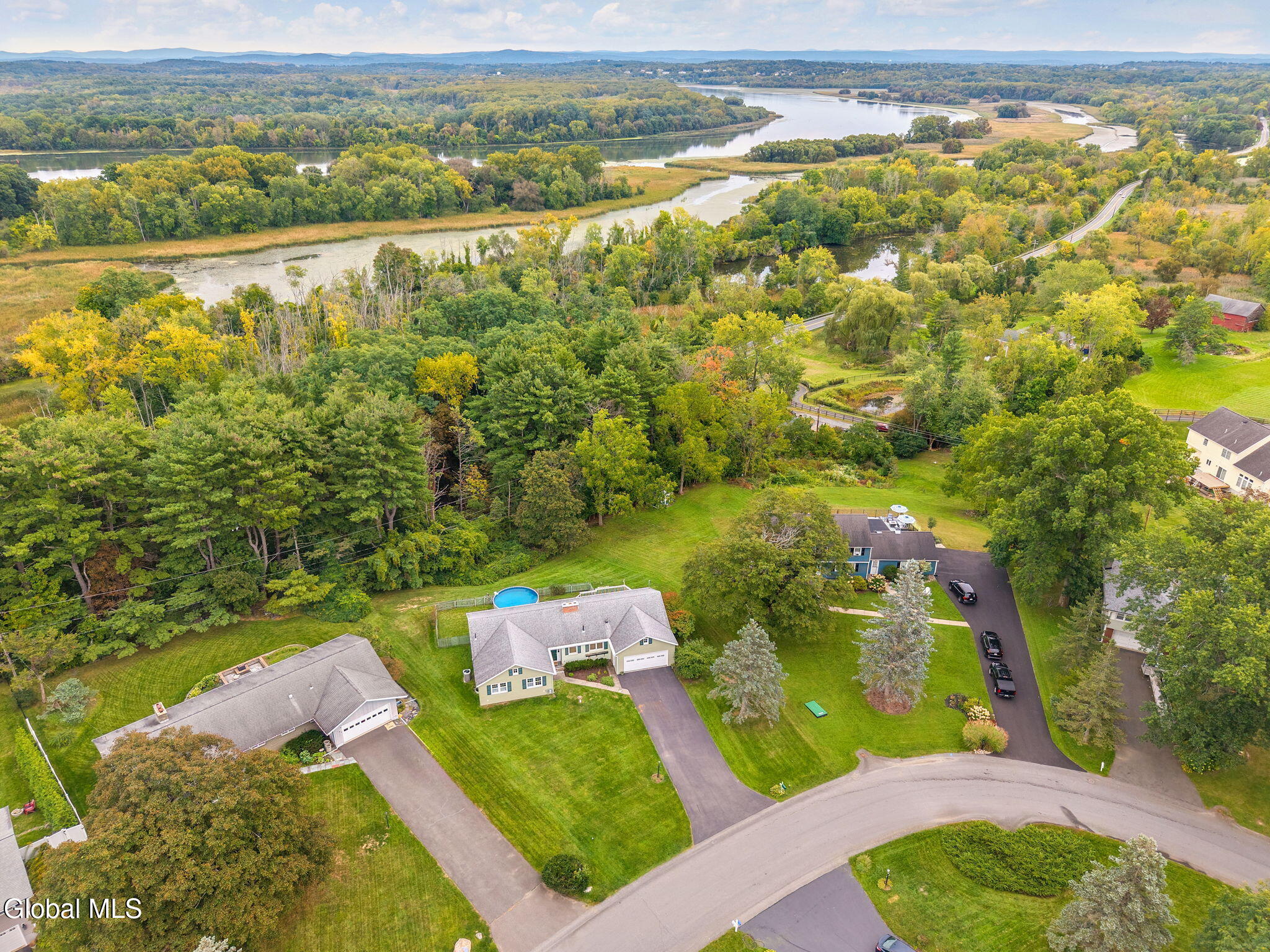 1104 Merlin Drive Schenectady NY 12309
