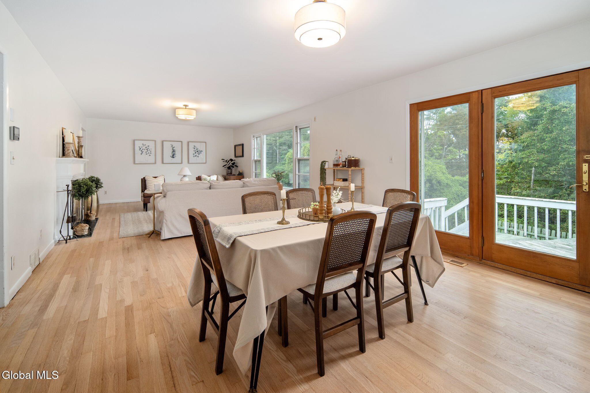 1104 Merlin Drive Schenectady NY 12309