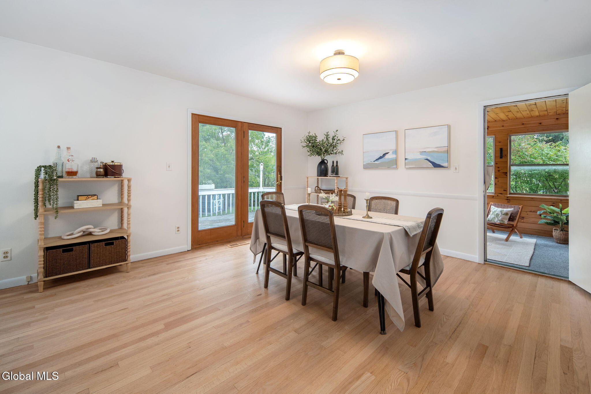 1104 Merlin Drive Schenectady NY 12309