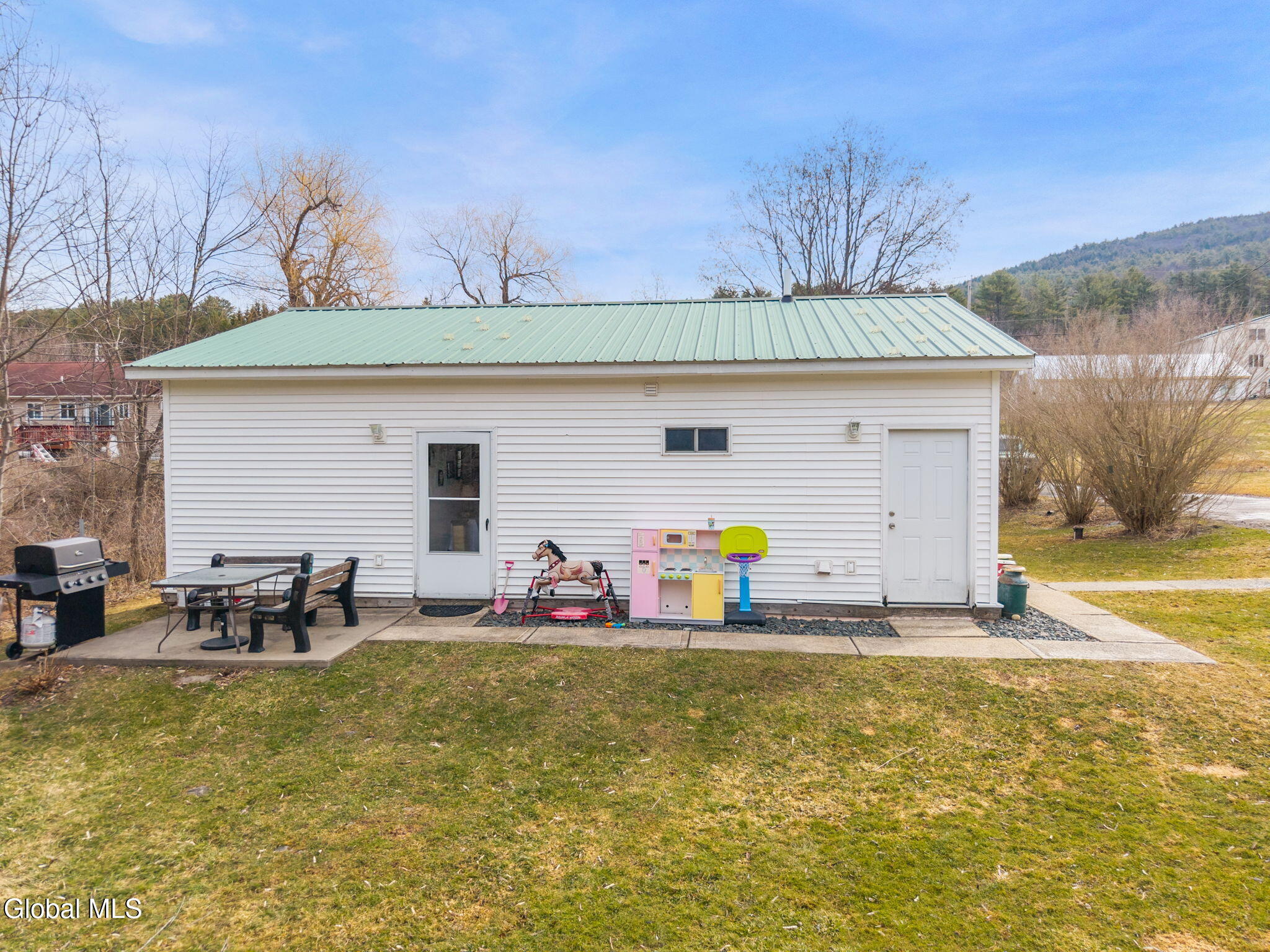 1677 New York 145 Middleburgh NY 12122