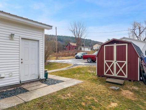1677 New York 145 Middleburgh NY 12122