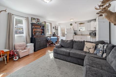 1677 New York 145 Middleburgh NY 12122