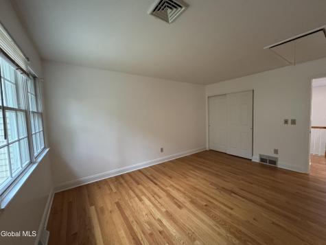 48 Commonwealth Drive Glenmont NY 12077