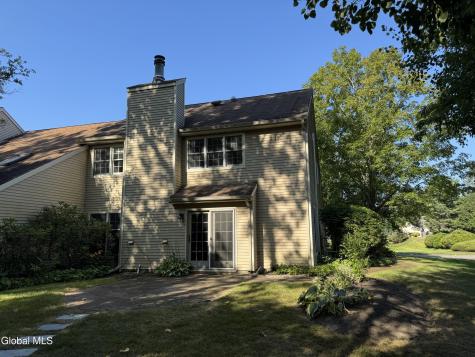 48 Commonwealth Drive Glenmont NY 12077