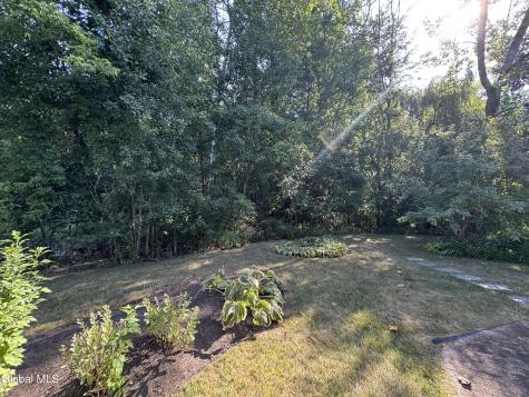 48 Commonwealth Drive Glenmont NY 12077