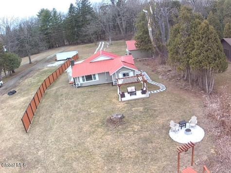 12 Berry Patch Lane Crown Point NY 12928