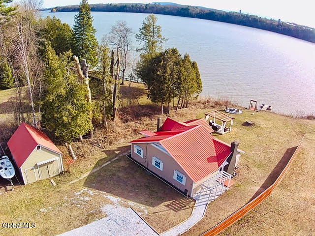 12 Berry Patch Lane Crown Point NY 12928