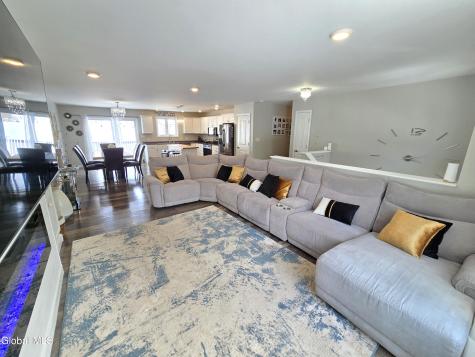 10 Franklin Avenue Wynantskill NY 12198