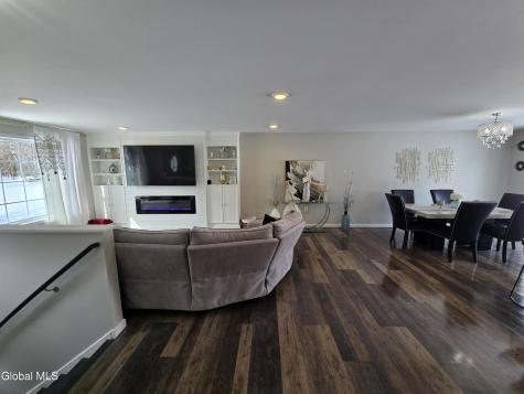 10 Franklin Avenue Wynantskill NY 12198