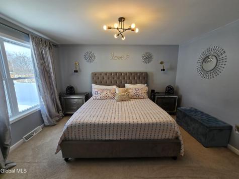 10 Franklin Avenue Wynantskill NY 12198