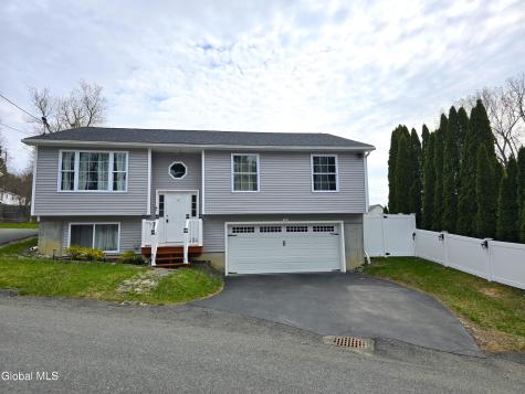 10 Franklin Avenue Wynantskill NY 12198