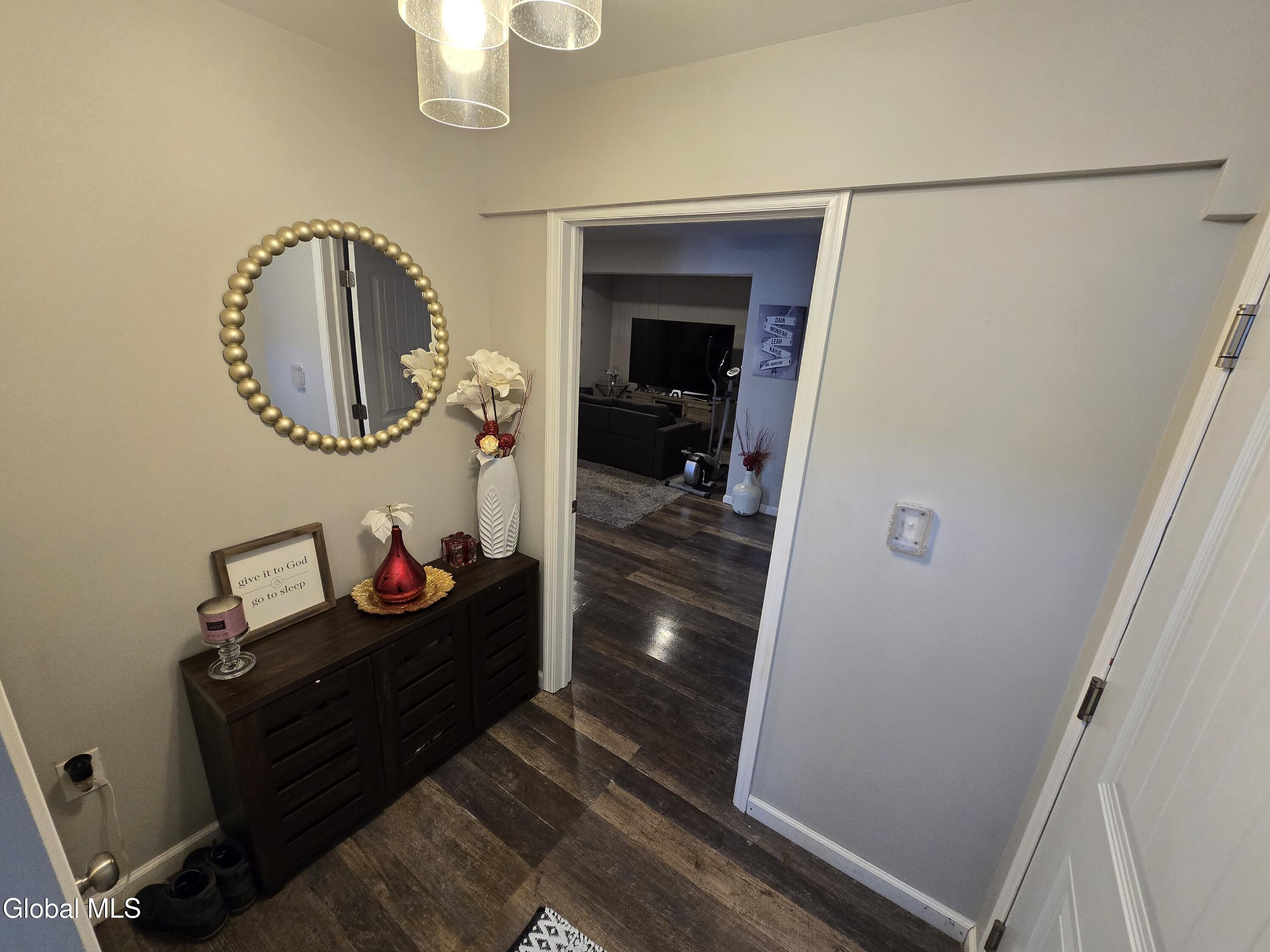 10 Franklin Avenue Wynantskill NY 12198