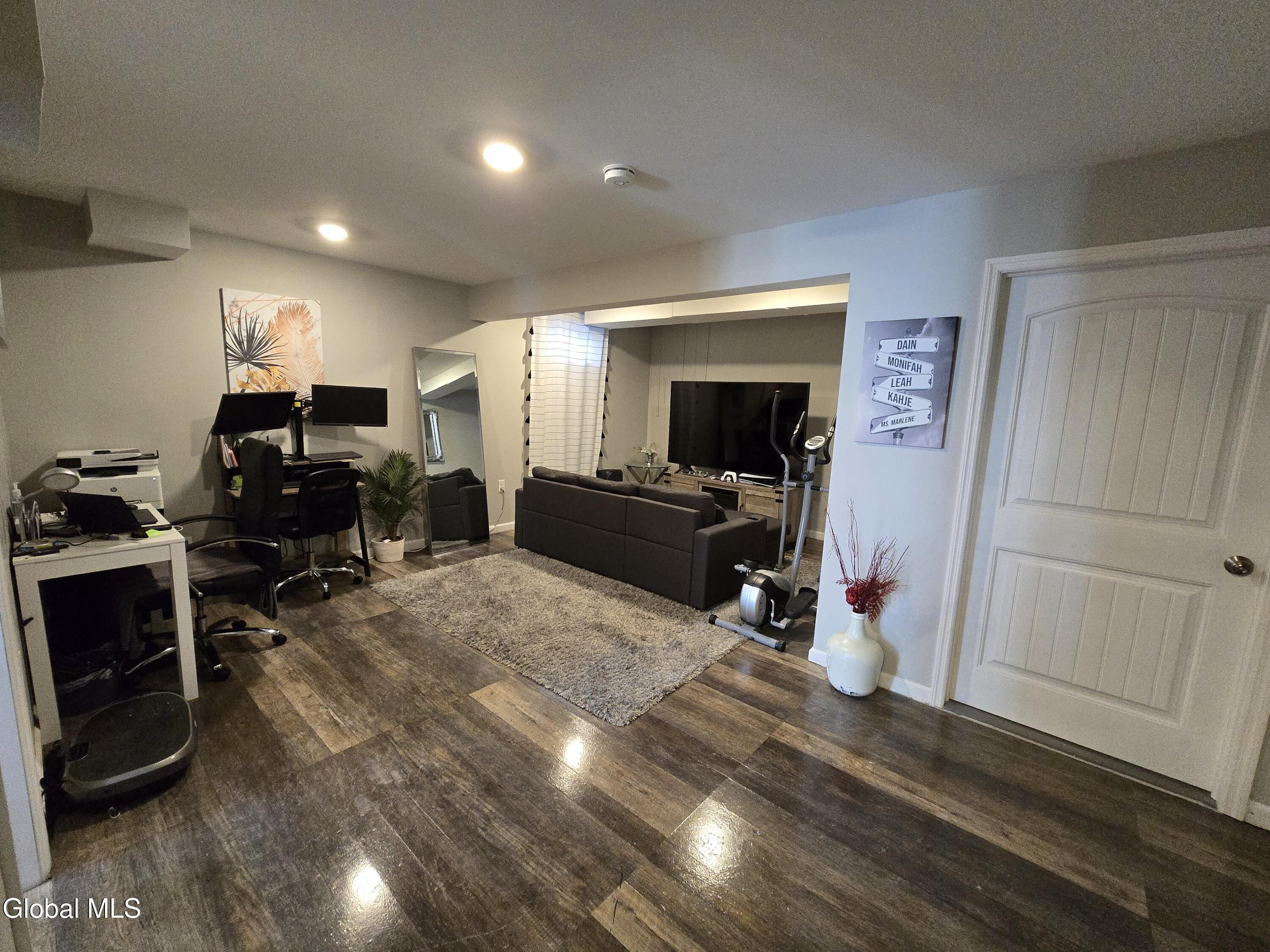 10 Franklin Avenue Wynantskill NY 12198