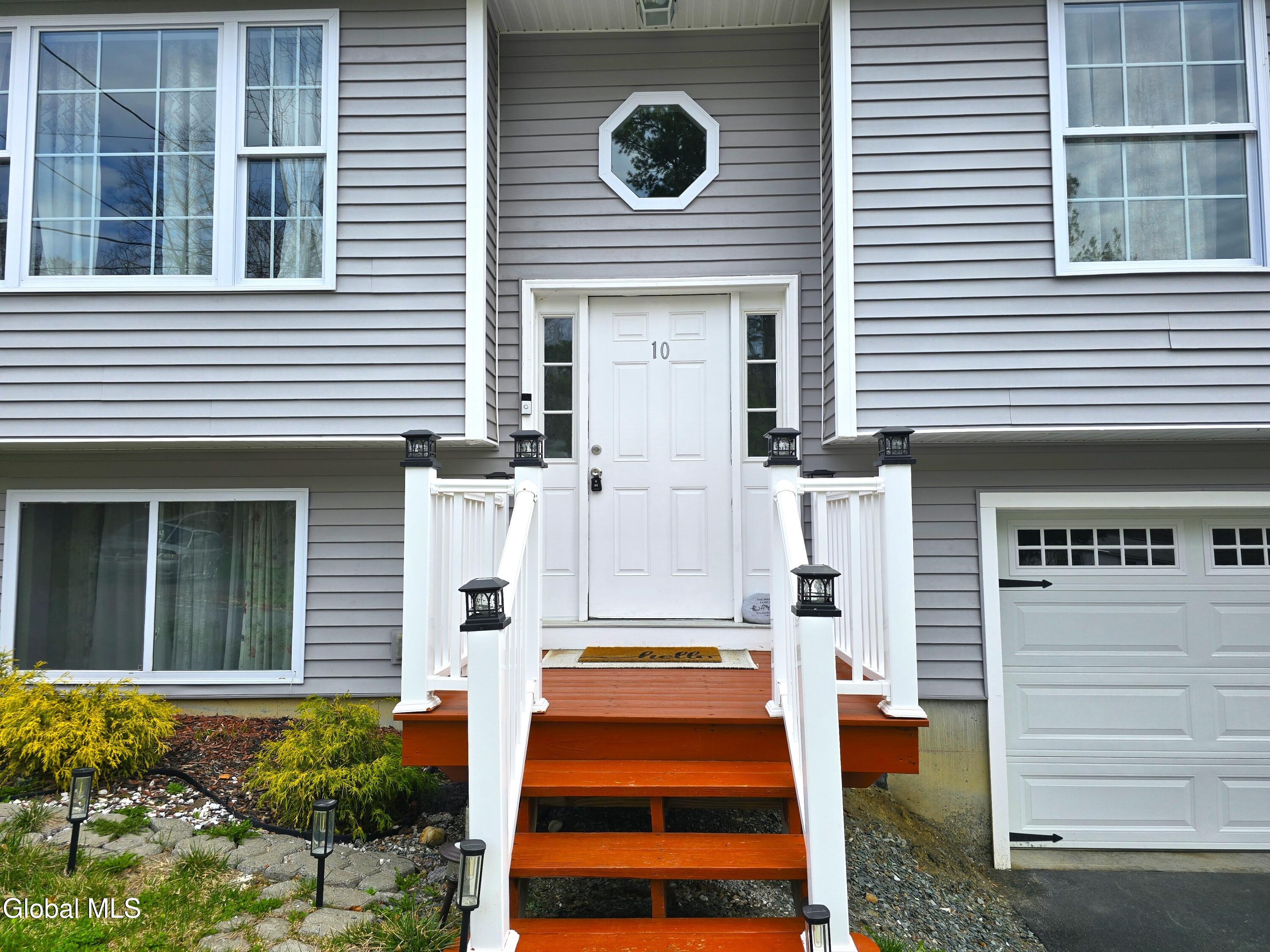 10 Franklin Avenue Wynantskill NY 12198