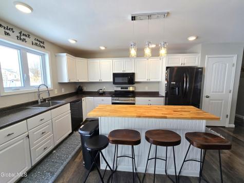 10 Franklin Avenue Wynantskill NY 12198