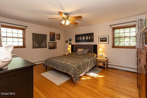 1836 Oakland Avenue Schenectady NY 12308