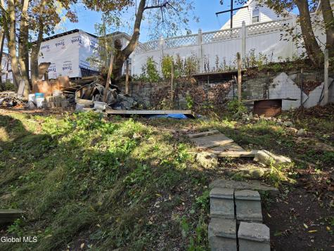 237 Vrooman Avenue Amsterdam NY 12010