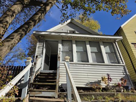 237 Vrooman Avenue Amsterdam NY 12010