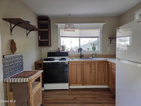 237 Vrooman Avenue Amsterdam NY 12010