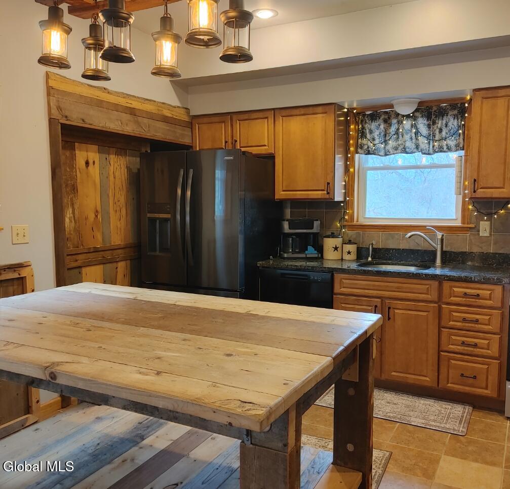 8 Stanton Street Ticonderoga NY 12883