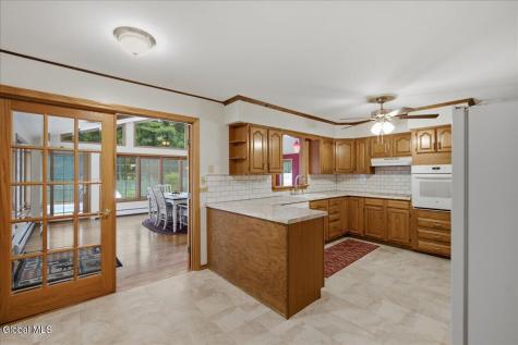 8 Colonial Court Ballston Lake NY 12019