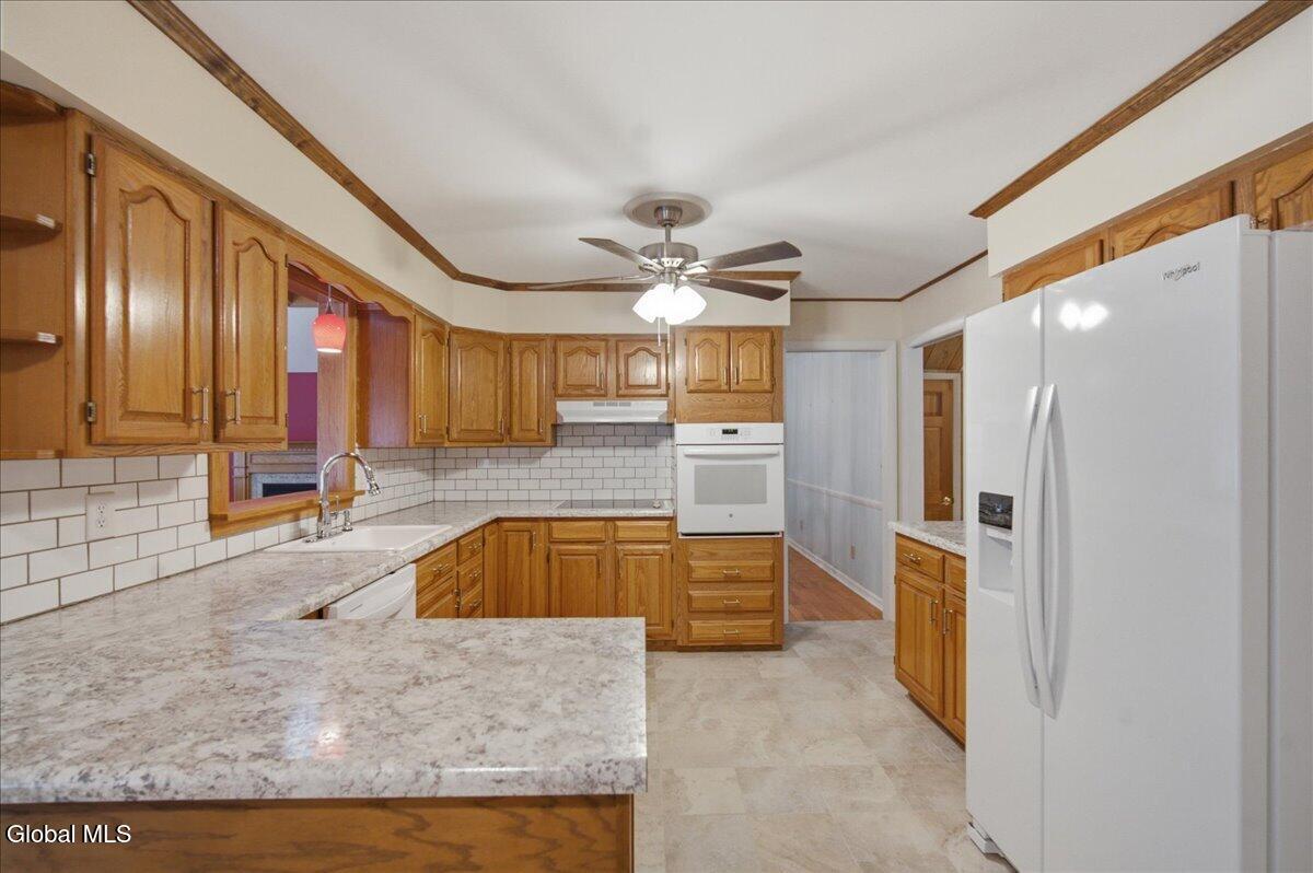 8 Colonial Court Ballston Lake NY 12019