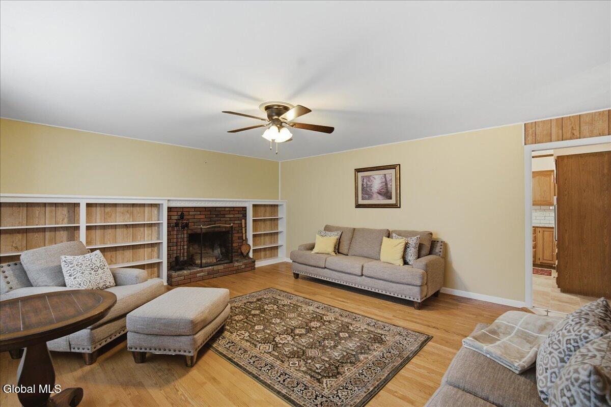 8 Colonial Court Ballston Lake NY 12019