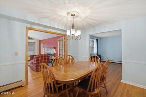 8 Colonial Court Ballston Lake NY 12019