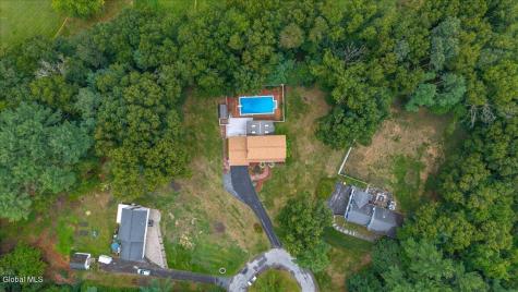 8 Colonial Court Ballston Lake NY 12019