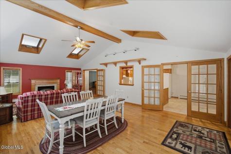 8 Colonial Court Ballston Lake NY 12019