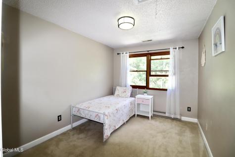 42 Westchester Drive Clifton Park NY 12065