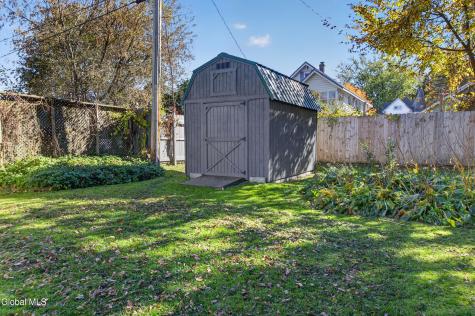 34 S Park Drive Gloversville NY 12078