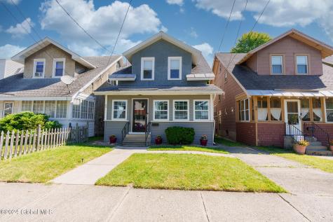 64 Grove Avenue Albany NY 12208