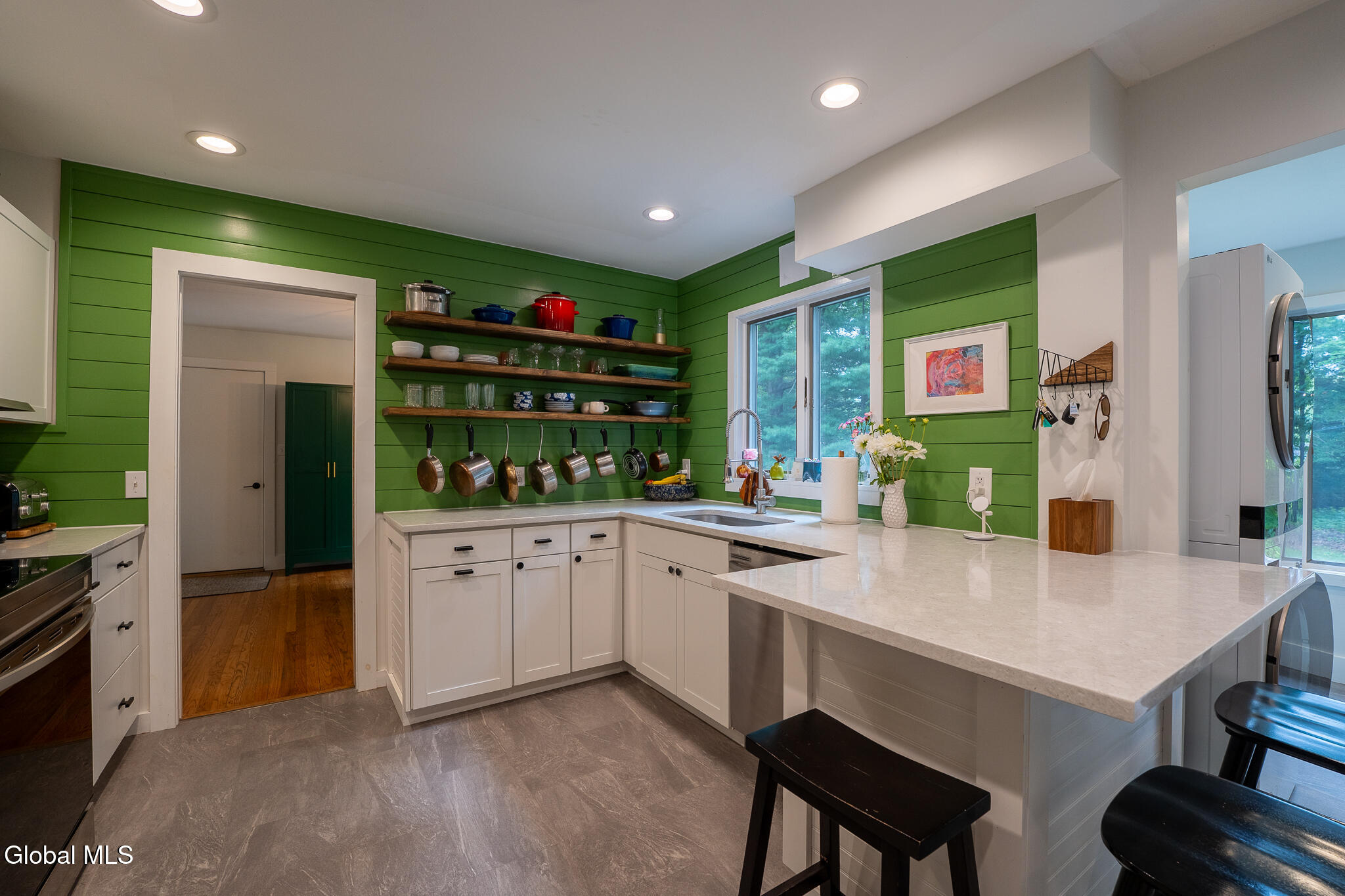 53 Lyons Avenue Delmar NY 12054