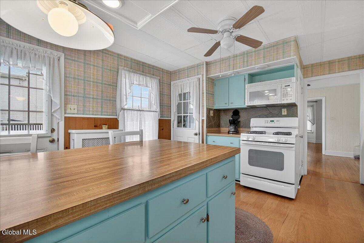 2 Selden Street Schenectady NY 12304