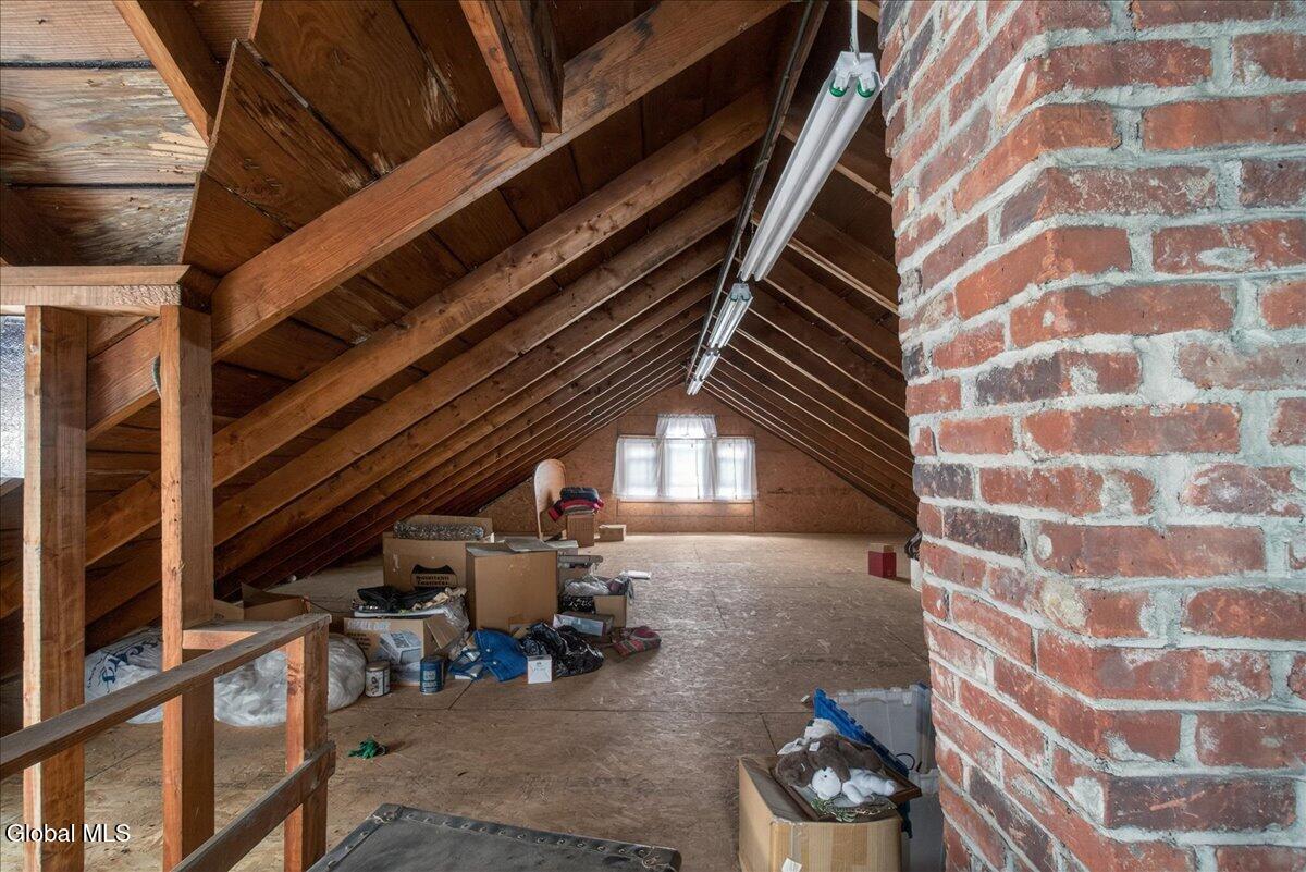 2 Selden Street Schenectady NY 12304