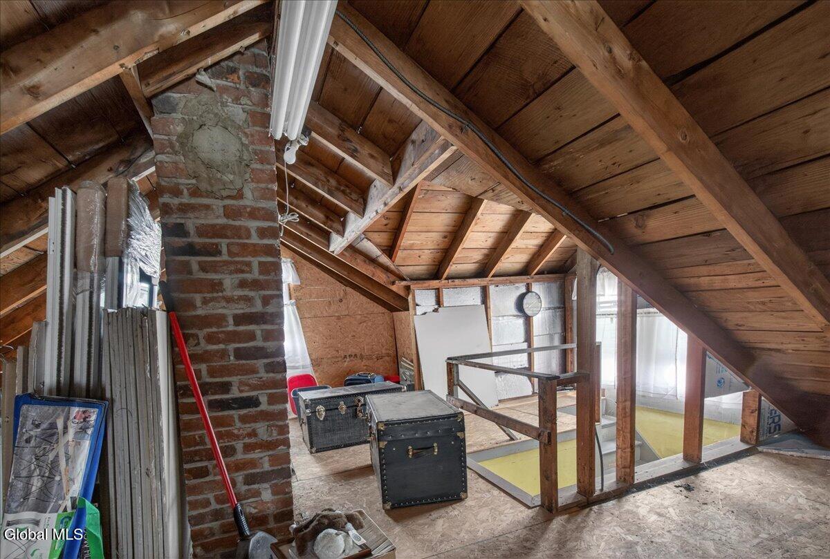 2 Selden Street Schenectady NY 12304