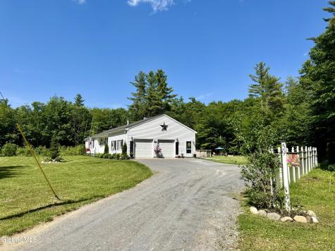 59 North Drive Lake Luzerne NY 12846