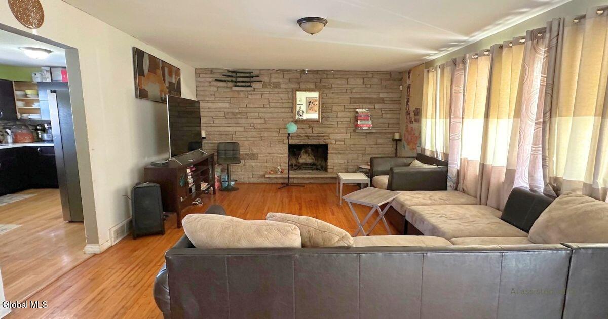 20 Danielwood Drive Loudonville NY 12211