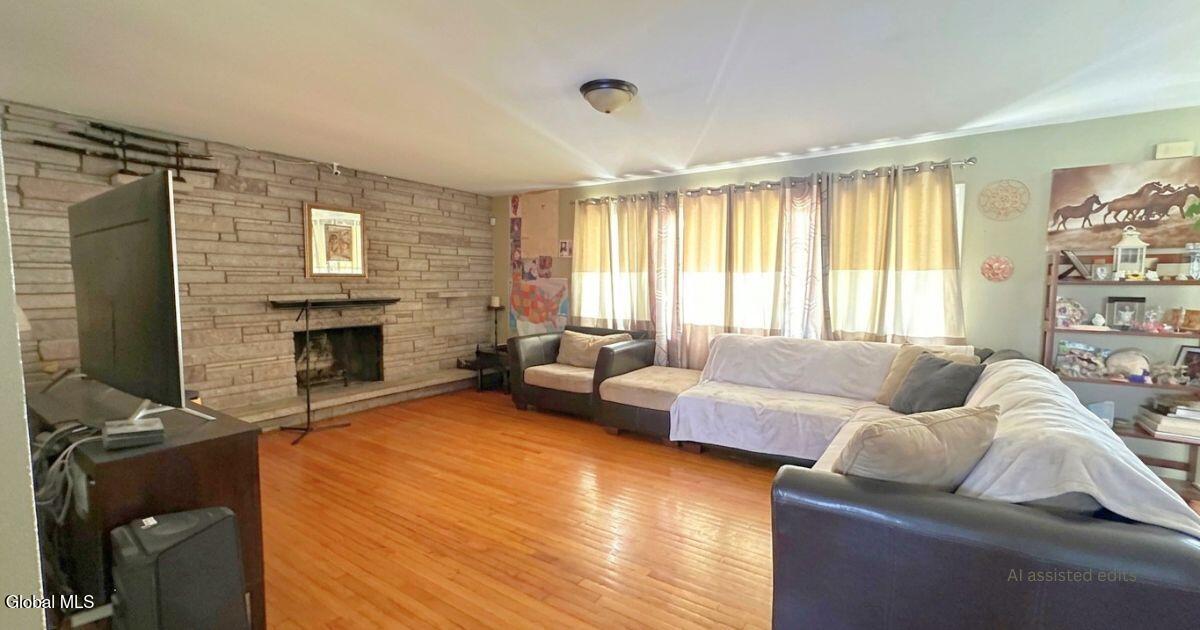 20 Danielwood Drive Loudonville NY 12211