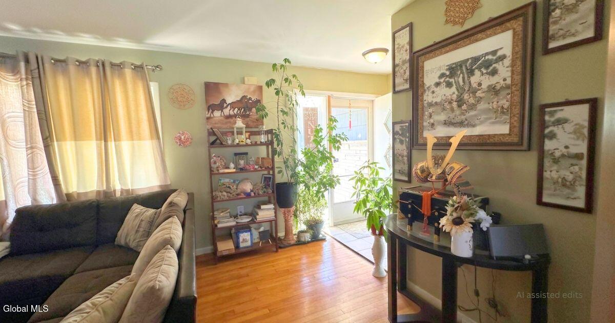 20 Danielwood Drive Loudonville NY 12211