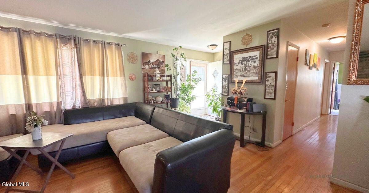 20 Danielwood Drive Loudonville NY 12211