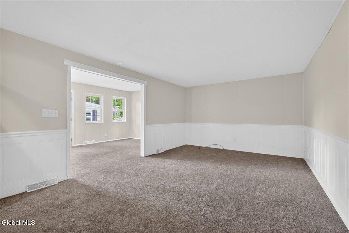12 Winifred Drive Albany NY 12205