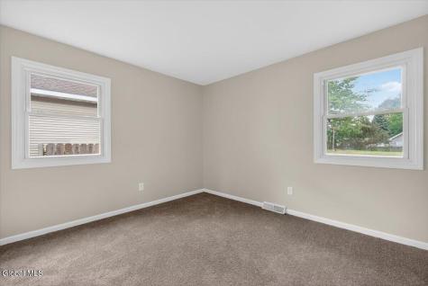 12 Winifred Drive Albany NY 12205