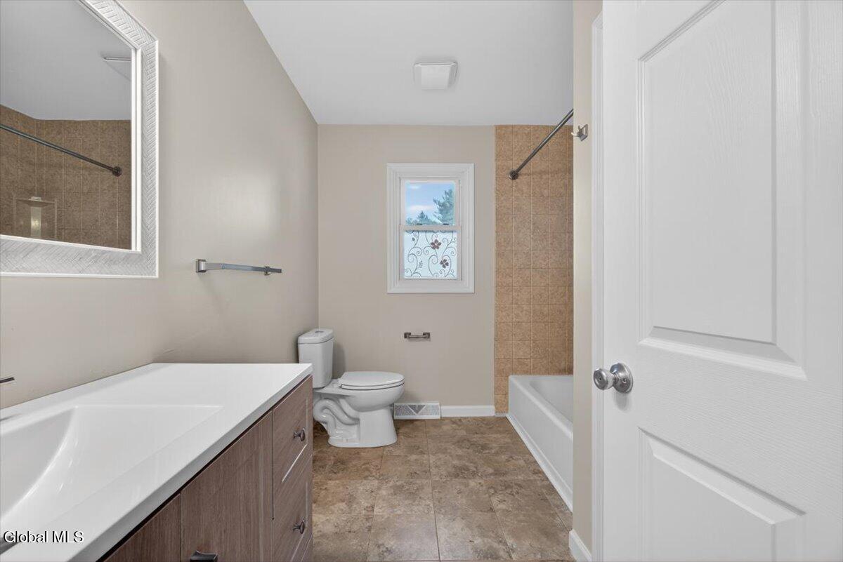 12 Winifred Drive Albany NY 12205