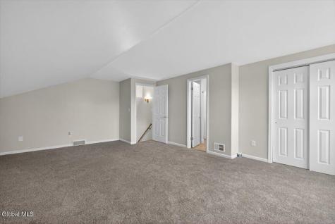12 Winifred Drive Albany NY 12205