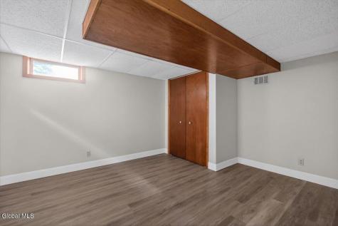 12 Winifred Drive Albany NY 12205